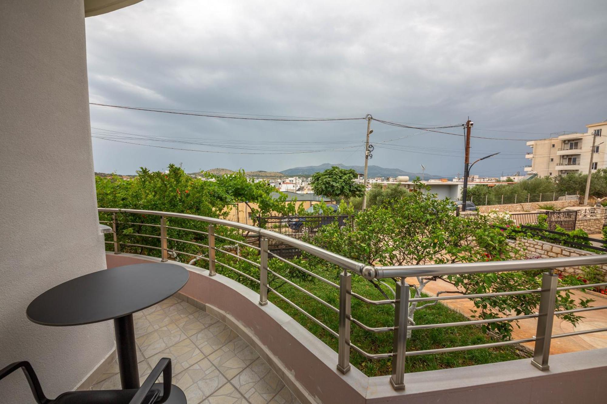 Vila Olserd Shehu Ksamil Exterior foto